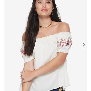 Her Universe Star Wars Off the Shoulder Top